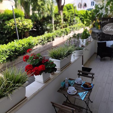 L'Alba Sullo Jonio Bed & Breakfast Taranto Exterior photo